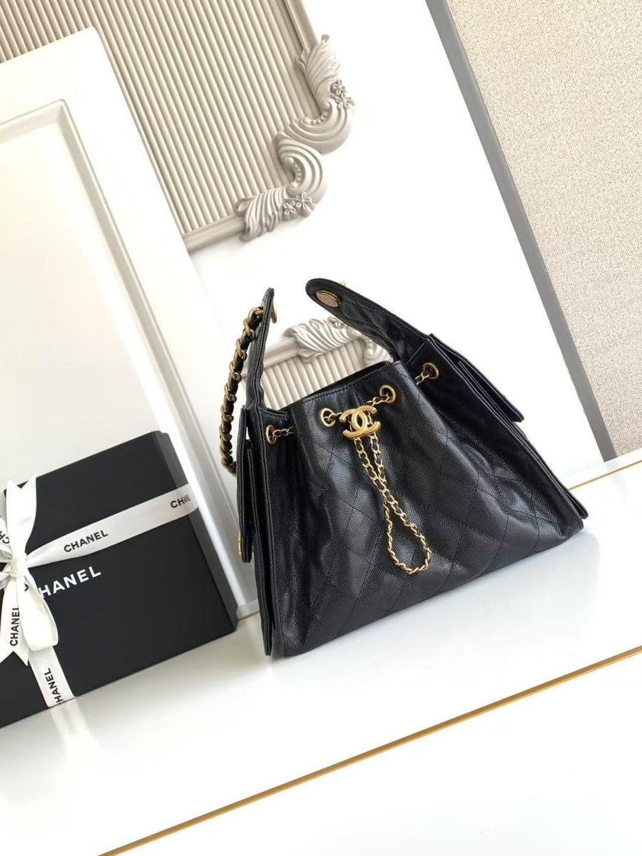 CHANEL チェーンバケットバッグ