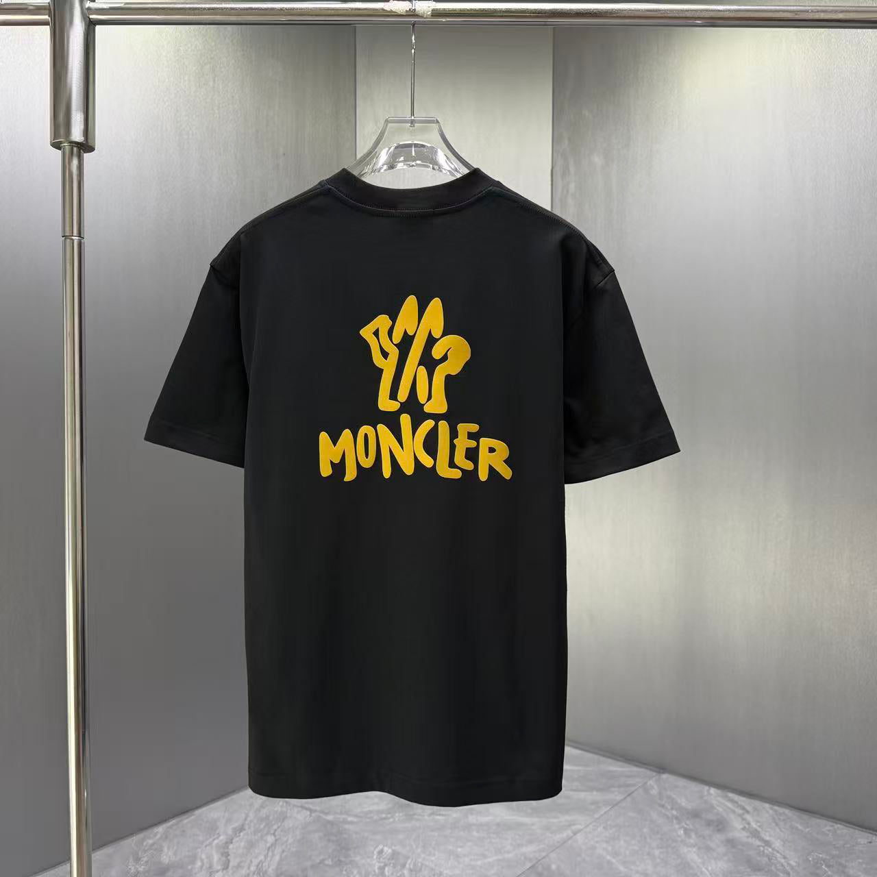 TS-MONCLER-NEW-157