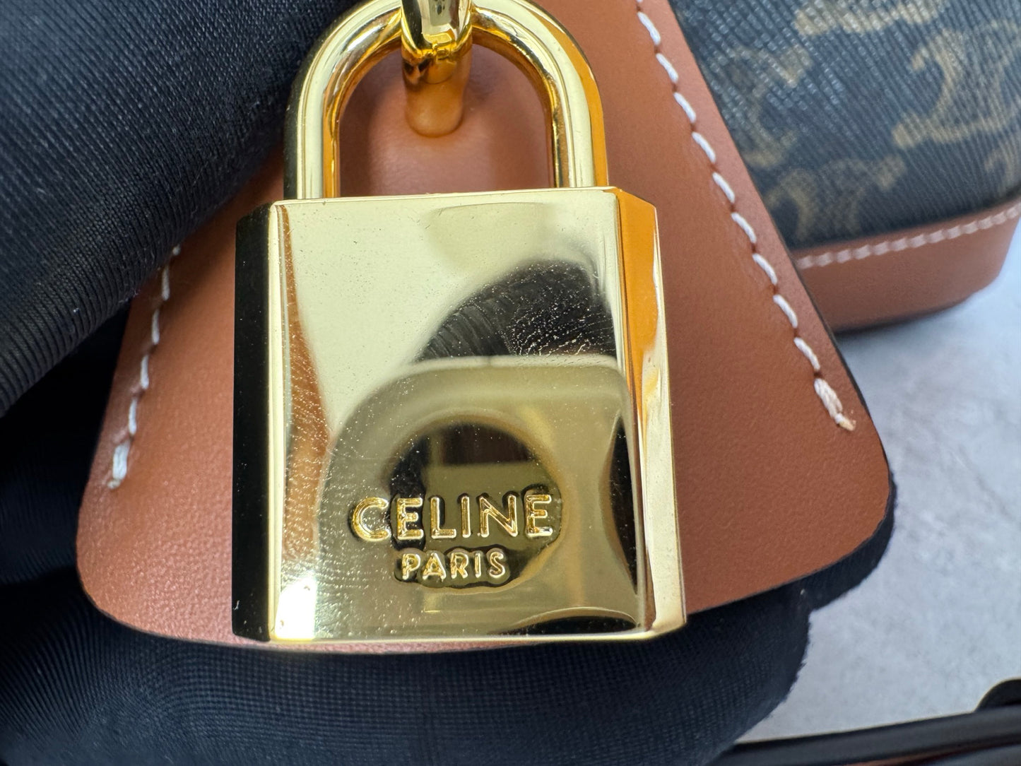 BAG-CELINE-W-NEW-205