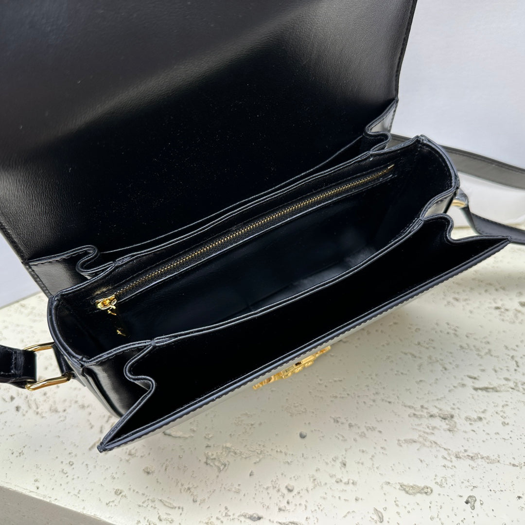 BAG-CELINE-W-NEW-1979