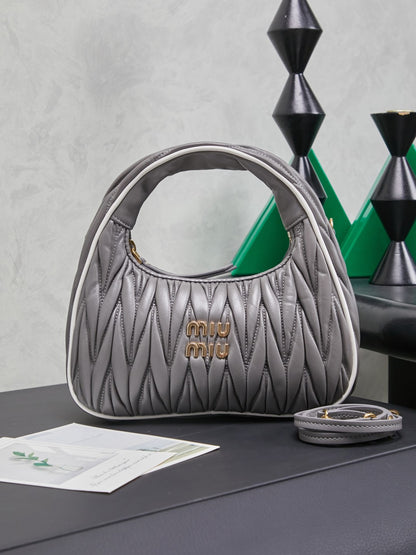 BAG-MIUMIU-LY-025
