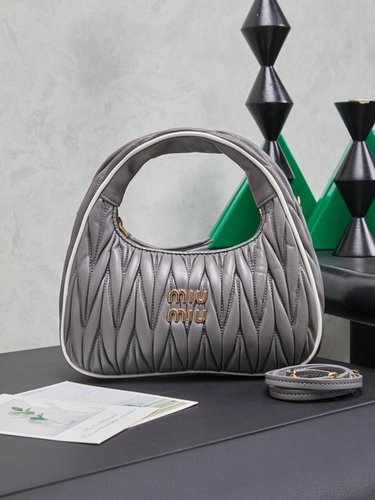 BAG-MIUMIU-LY-025