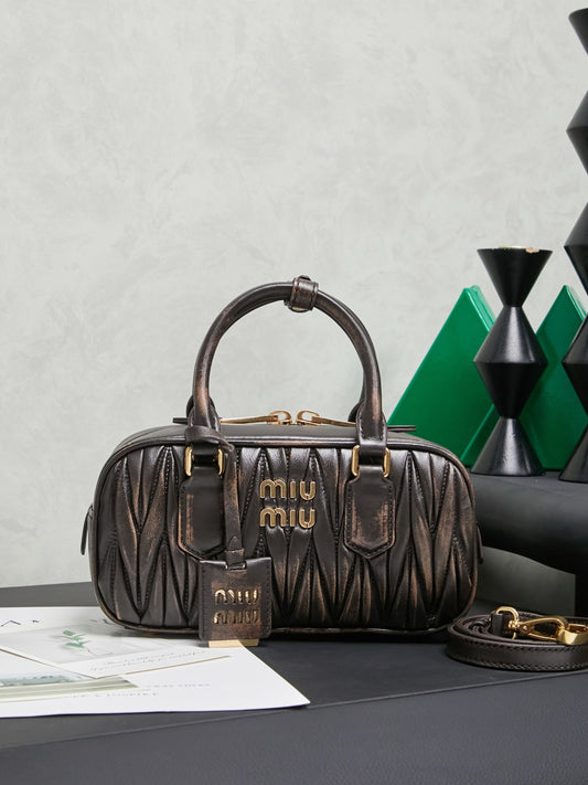 BAG-MIUMIU-LY-197