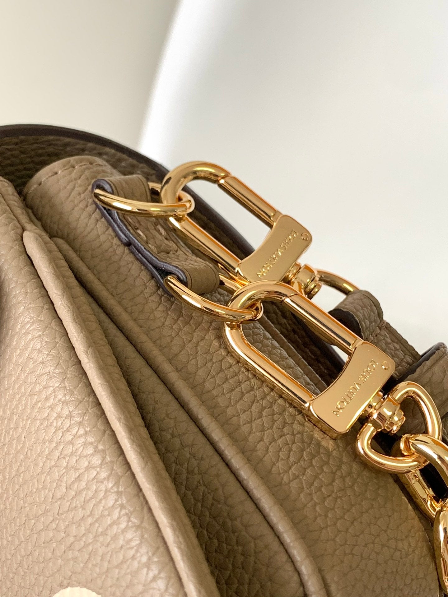 BAG-LV-W-NEW-591