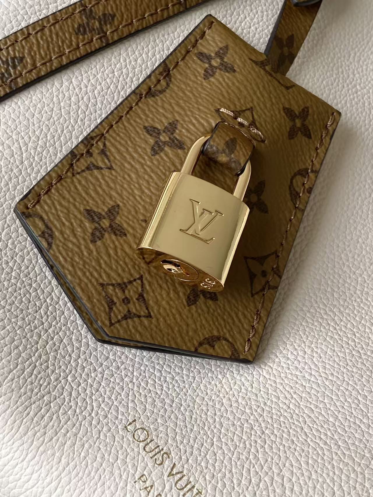 BAG-LV-W-NEW-053