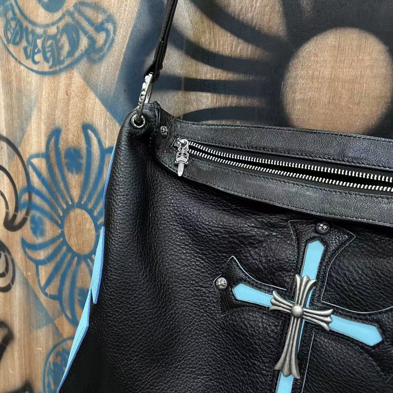 BAG-CH-WM-024