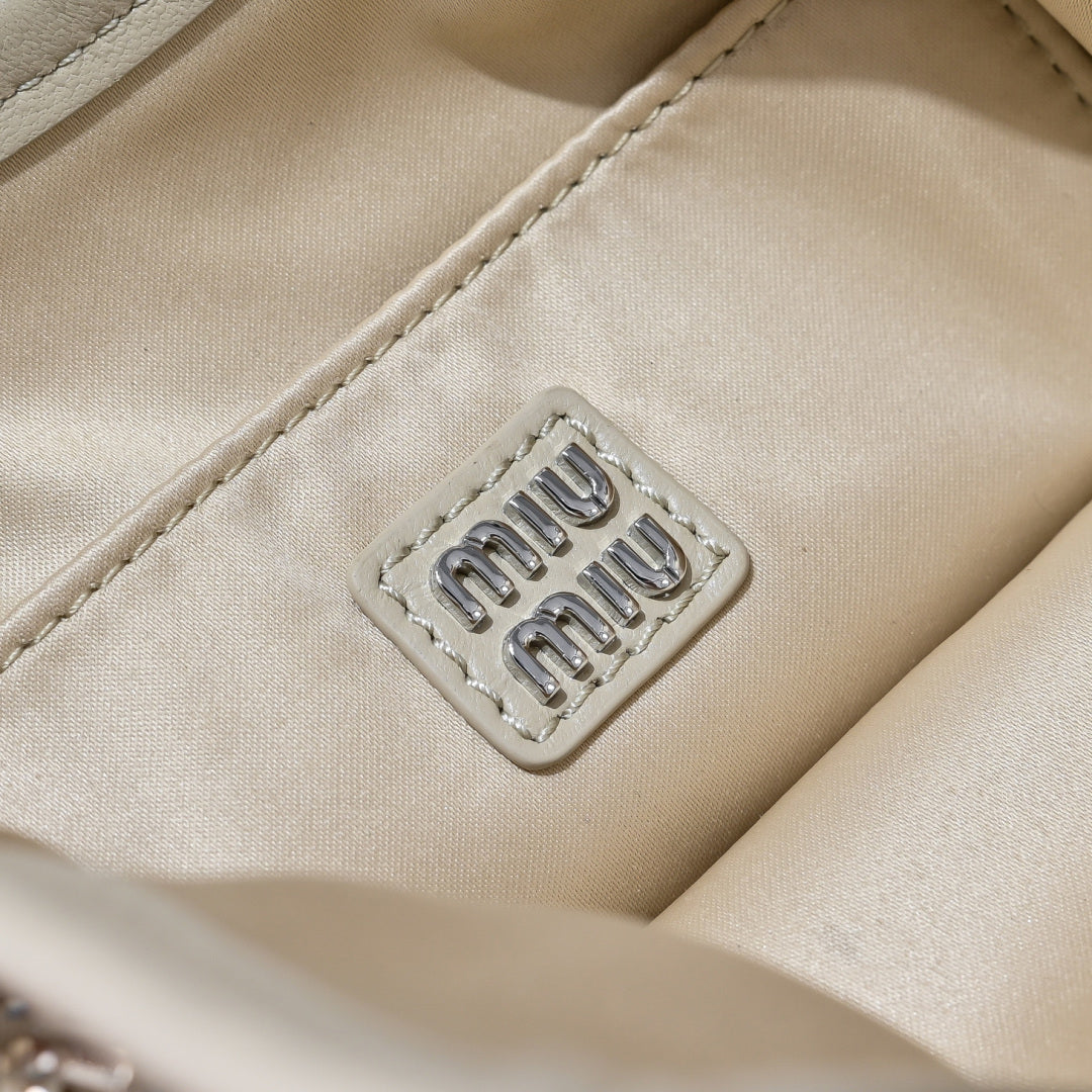 BAG-MIUMIU-LY-241