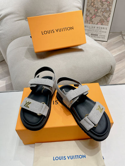 SHOES-LV-LY-024