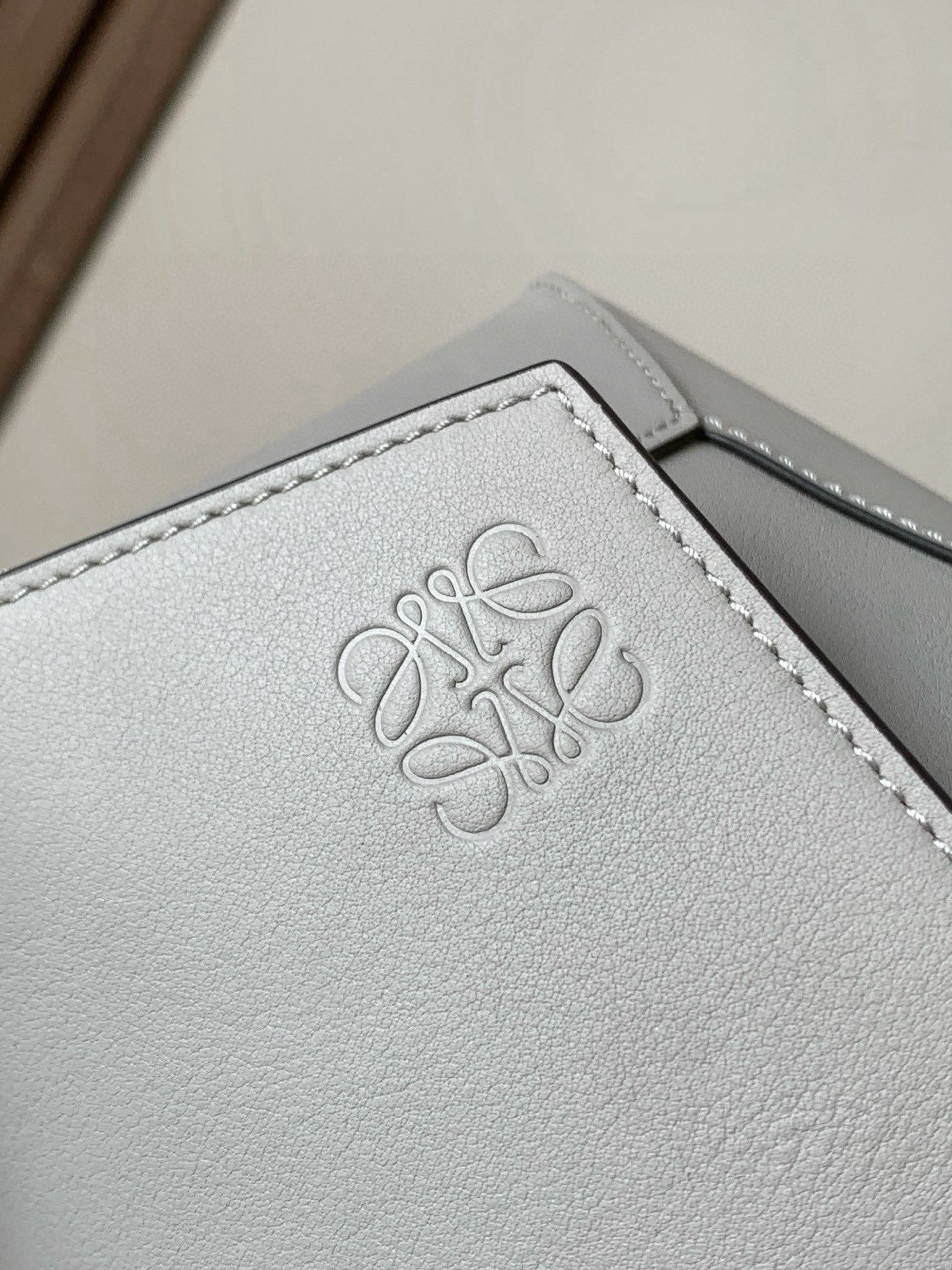BAG-LW-823