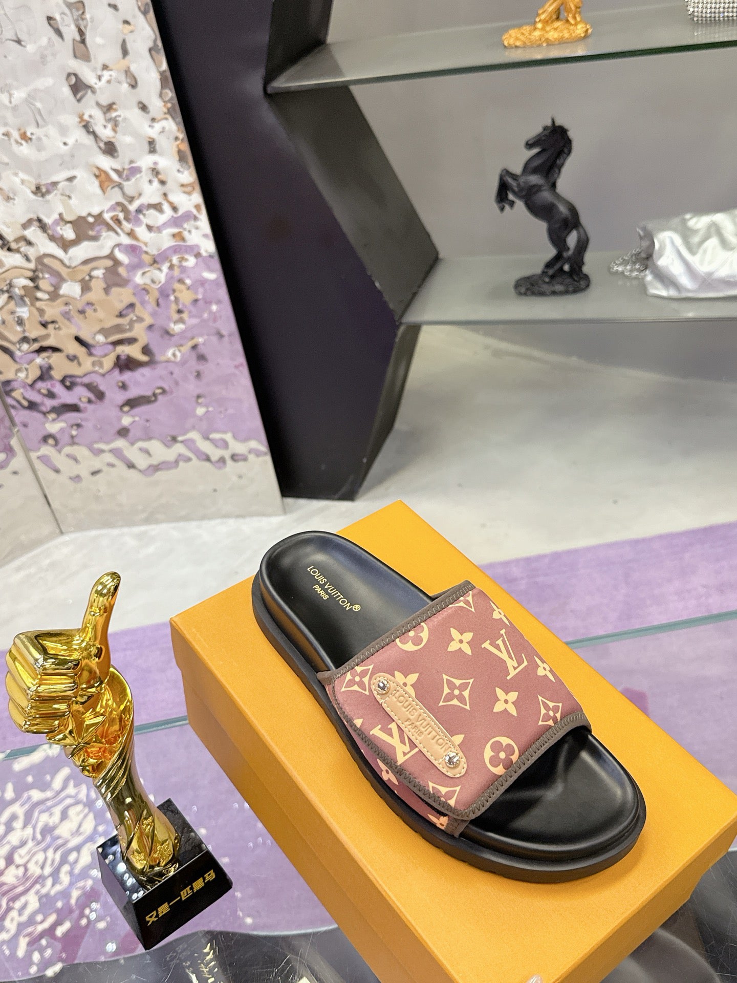 SHOES-LV-LY-630