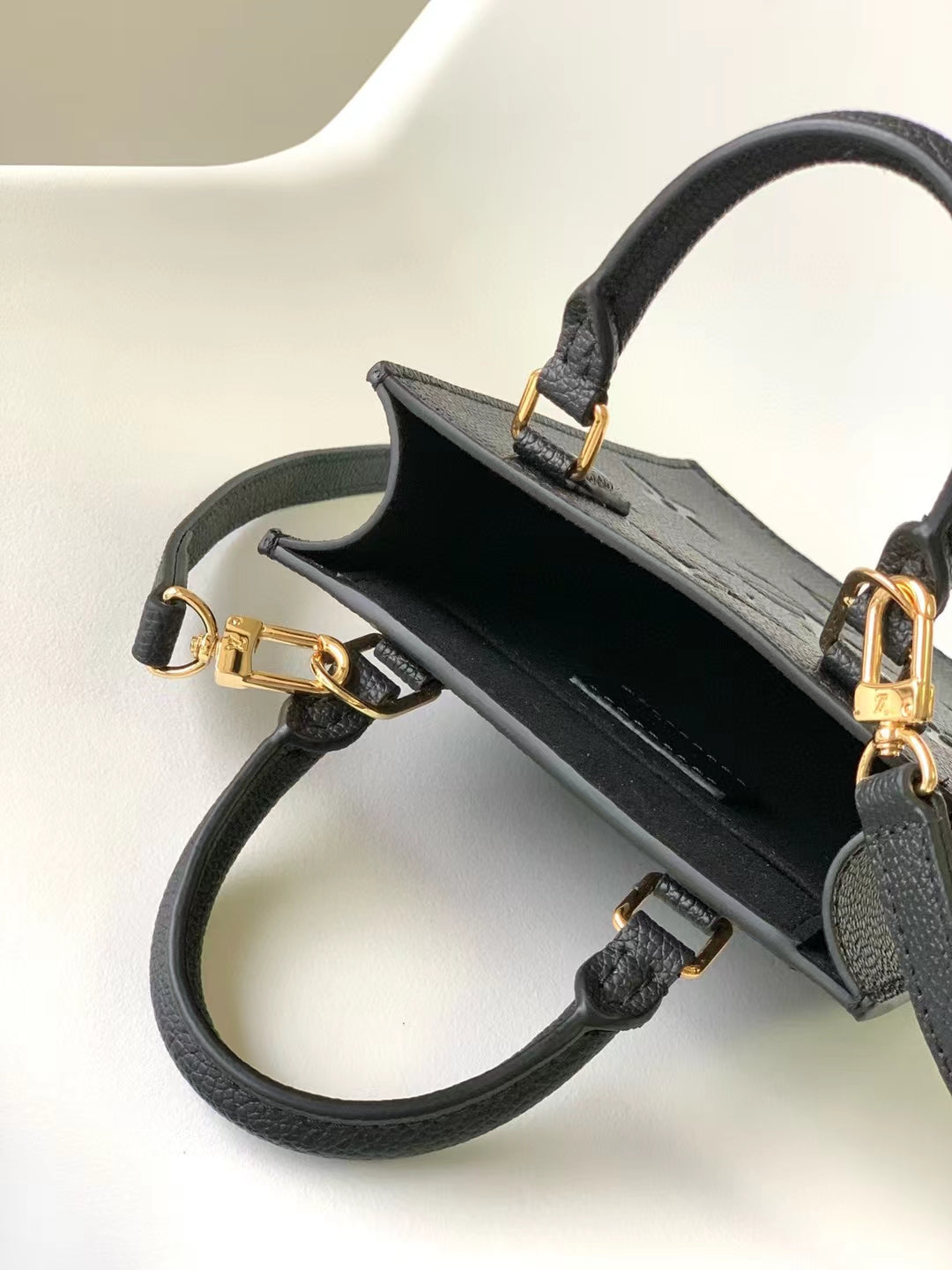 BAG-LV-W-NEW-630