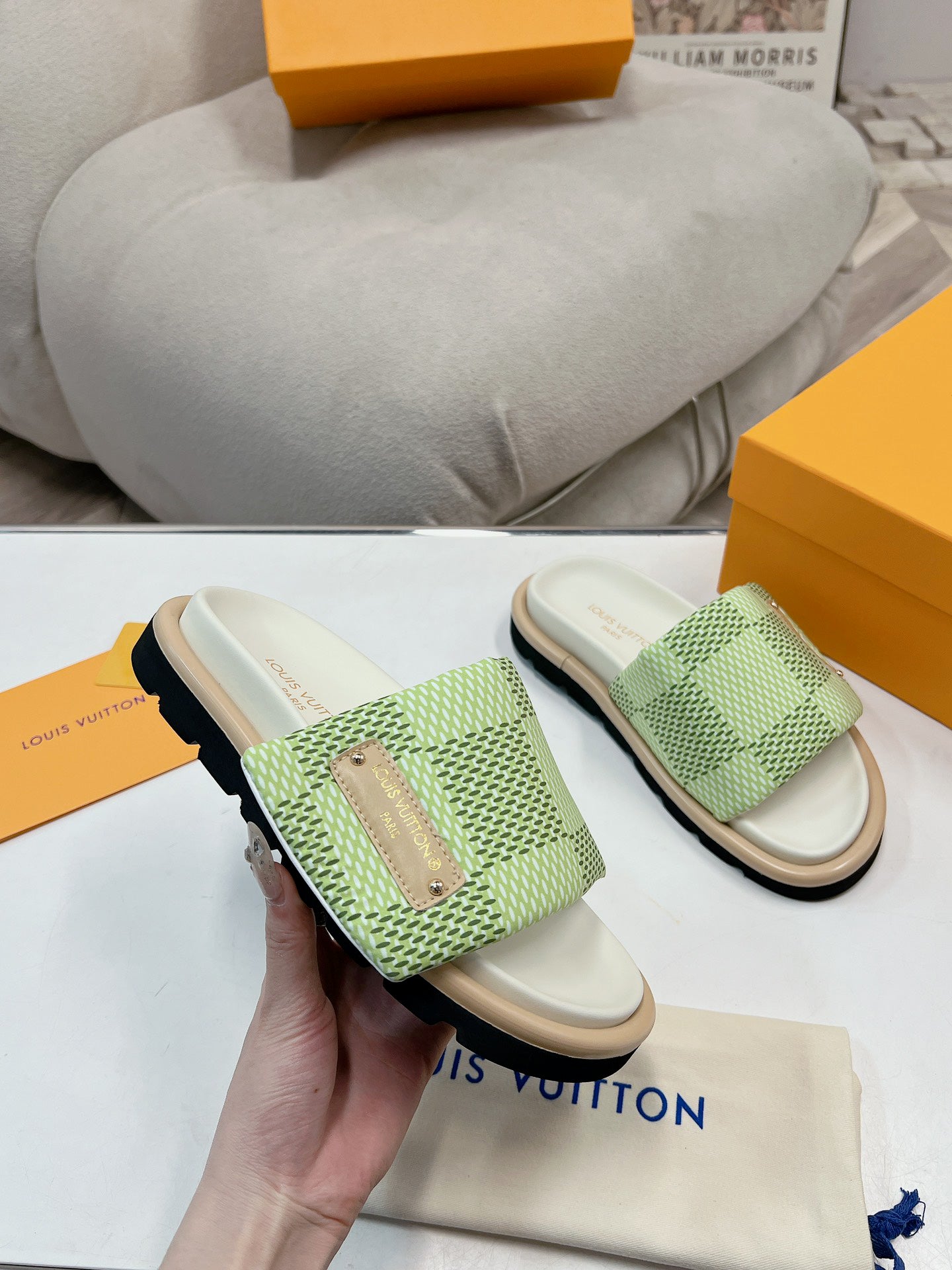SHOES-LV-LY-093