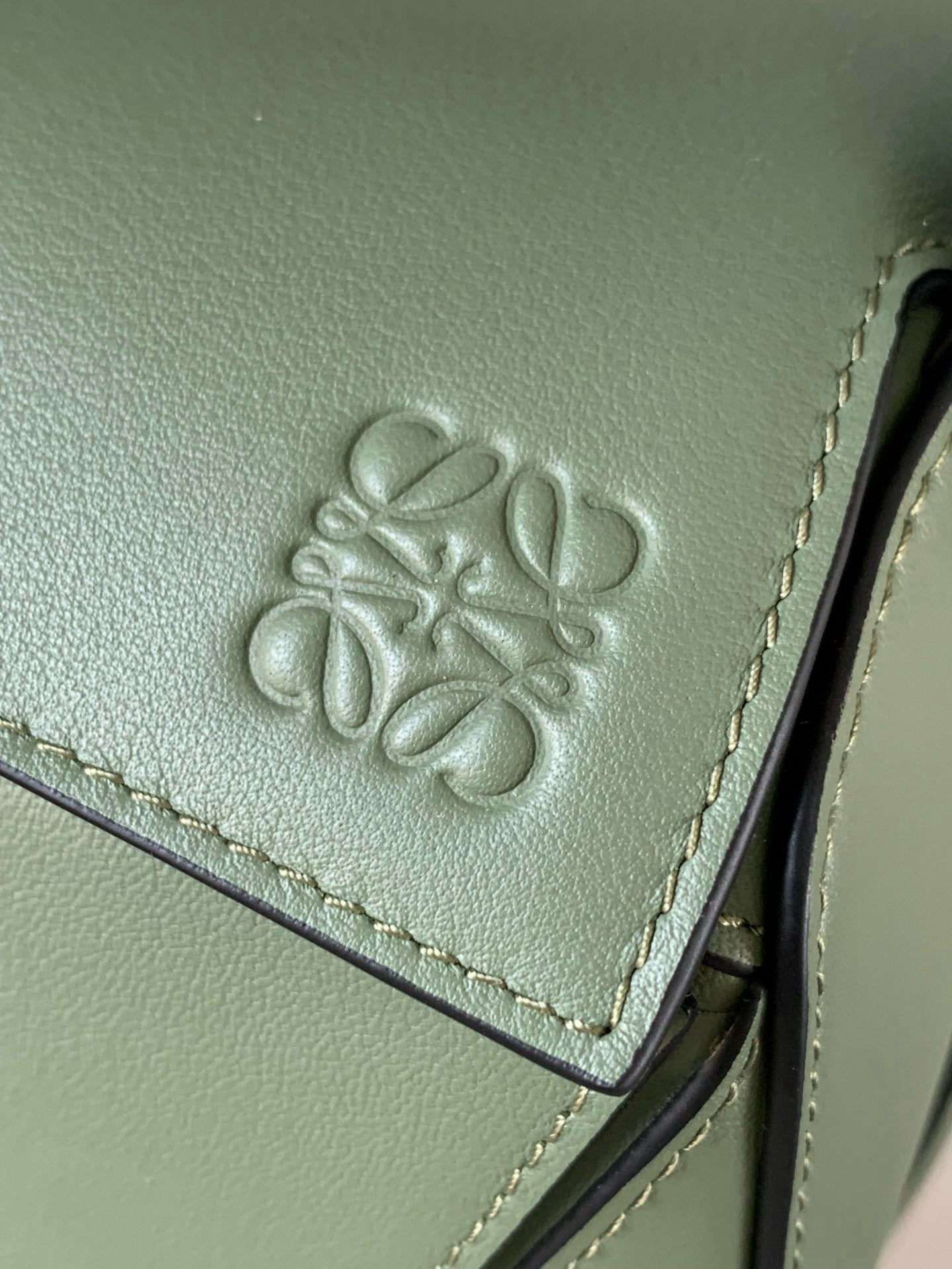 BAG-LW-811