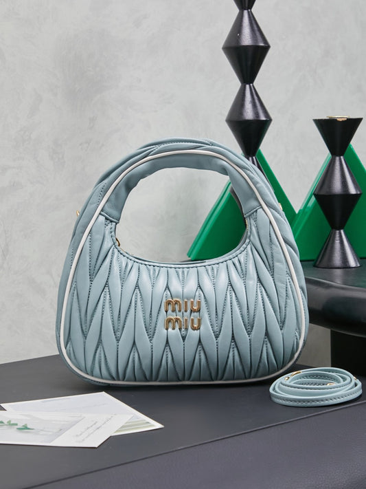 BAG-MIUMIU-LY-026