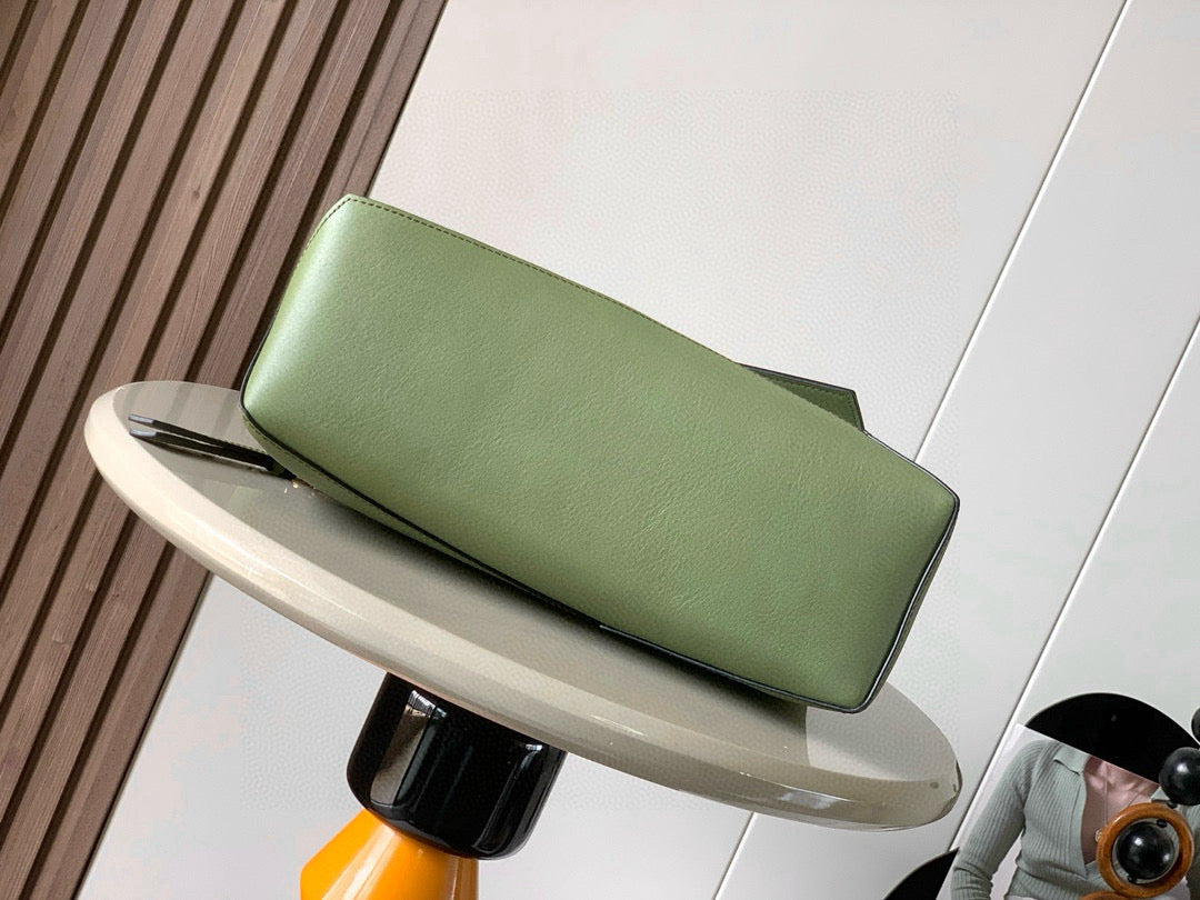 BAG-LW-824