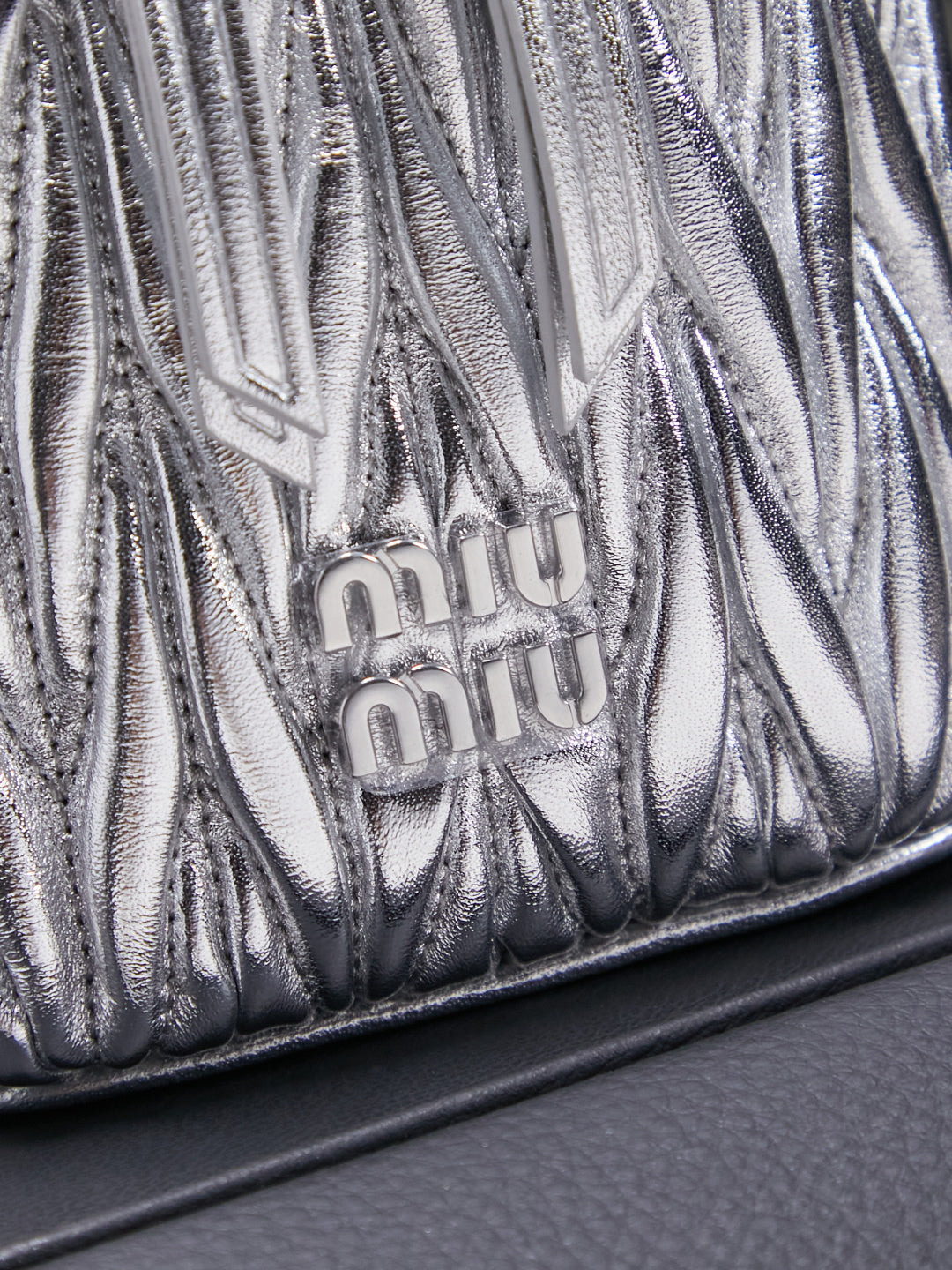 BAG-MIUMIU-LY-102