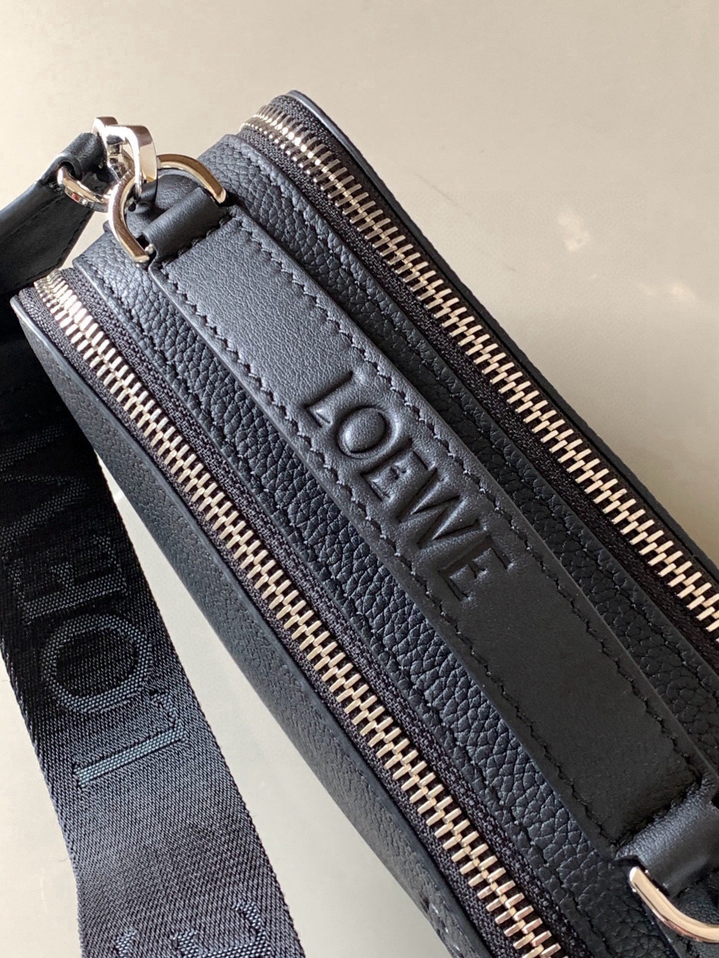 BAG-LW-736