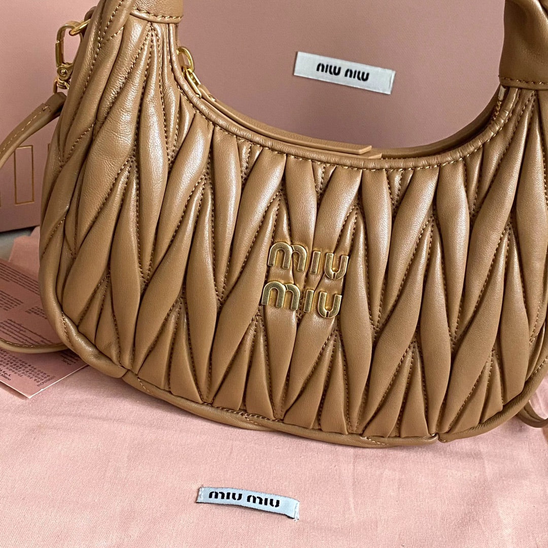 BAG-MIUMIU-LY-088