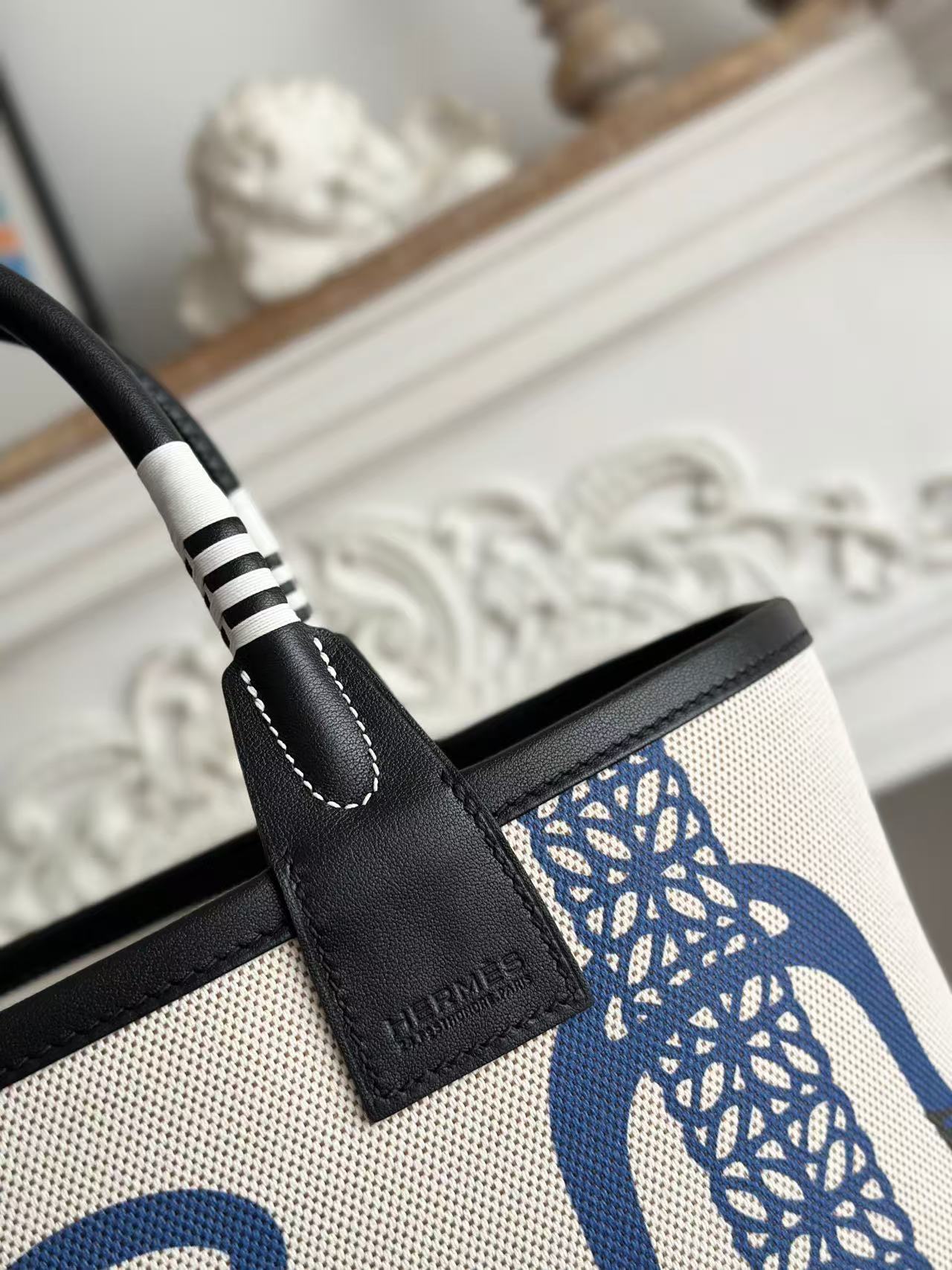 BAG-HMS-W-010