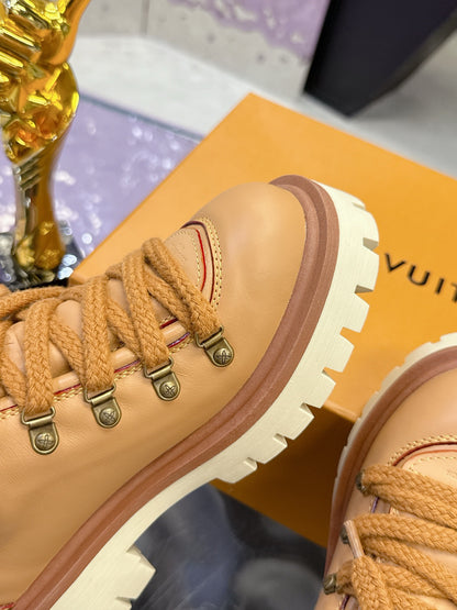 SHOES-LV-LY-561