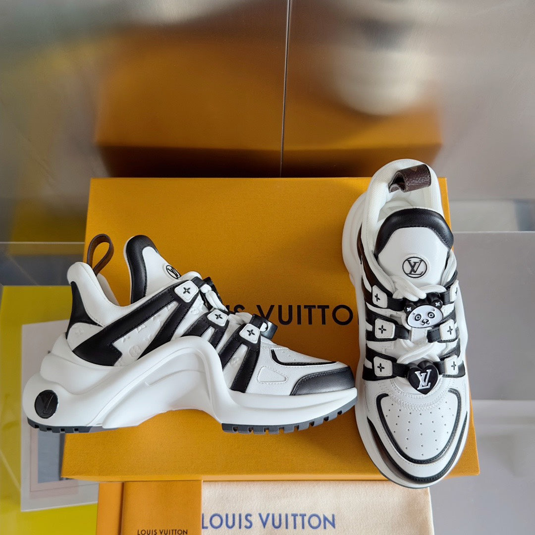 SHOES-LV-LY-101