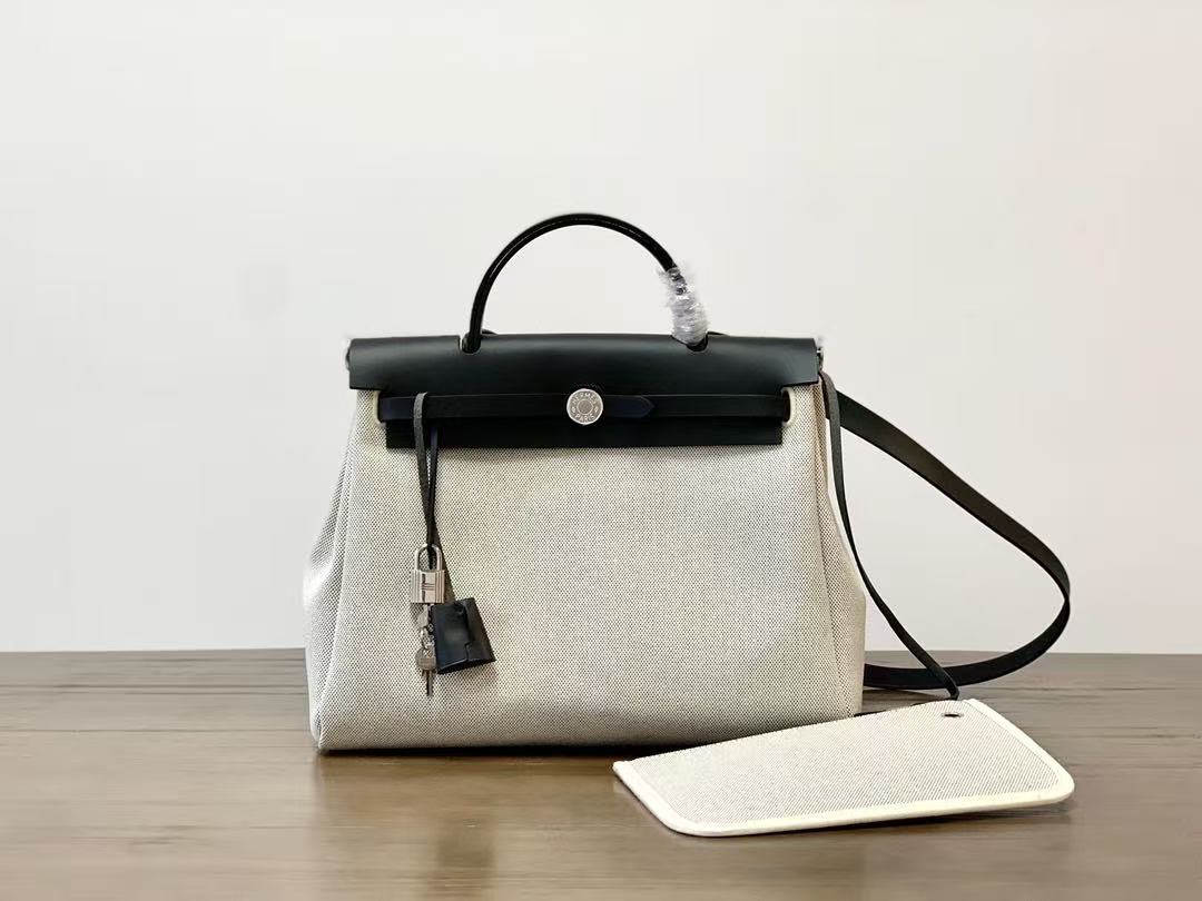 BAG-HMS-W-051
