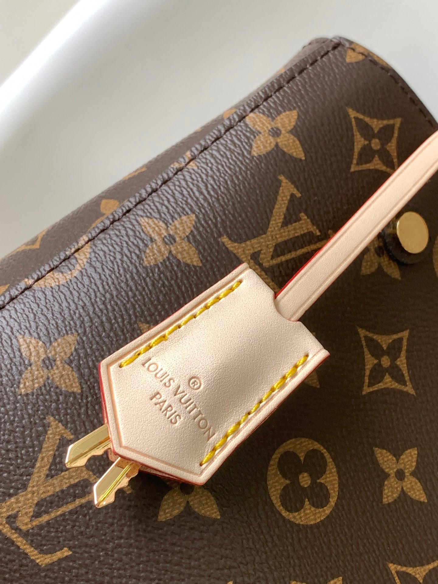 BAG-LV-W-NEW-576