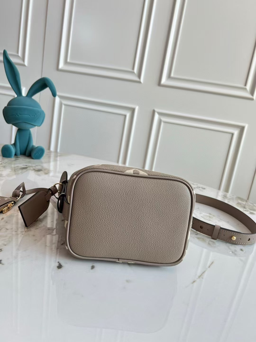 BAG-LV-W-NEW-1404