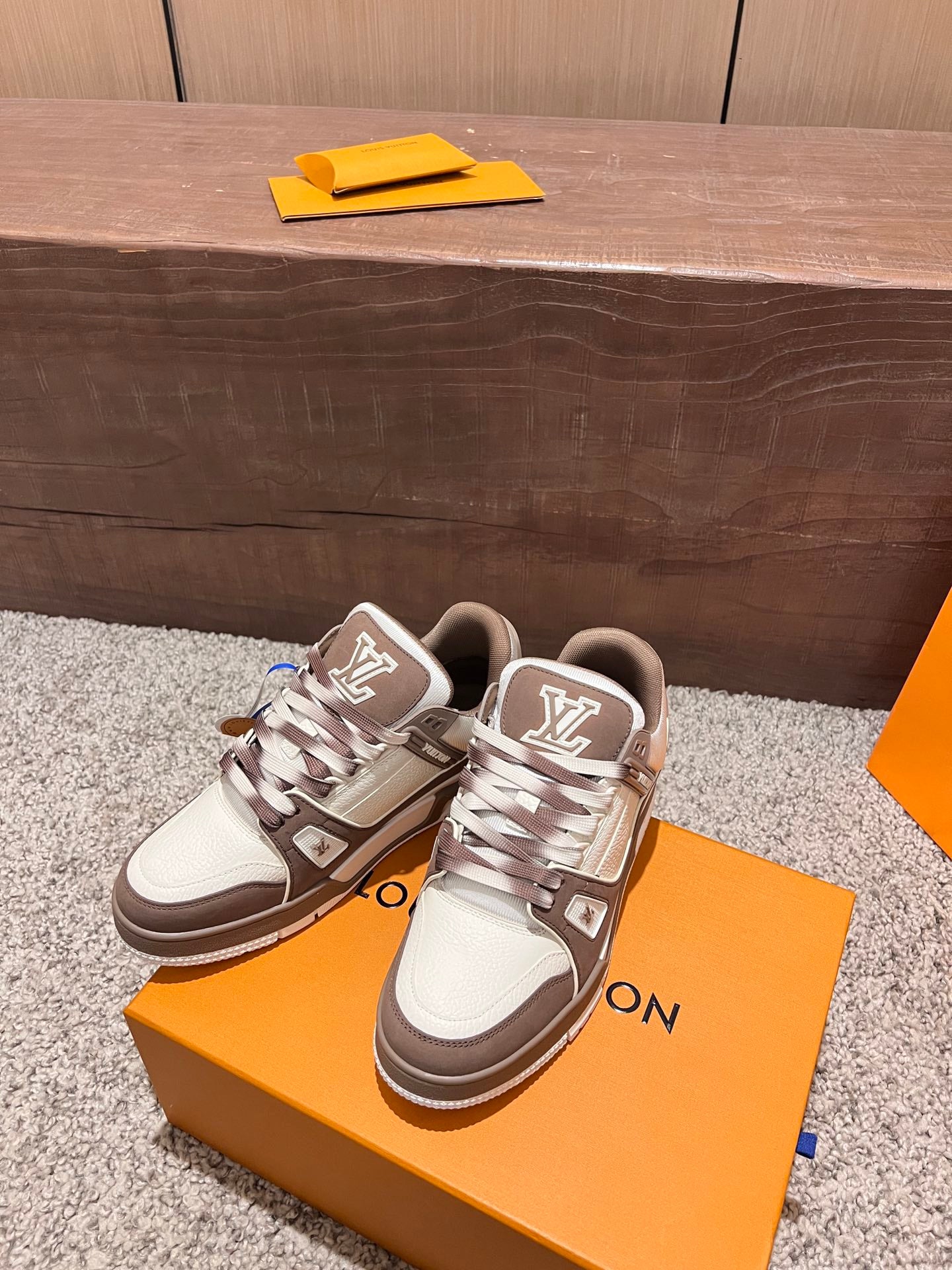 SHOES-LV-LY-280