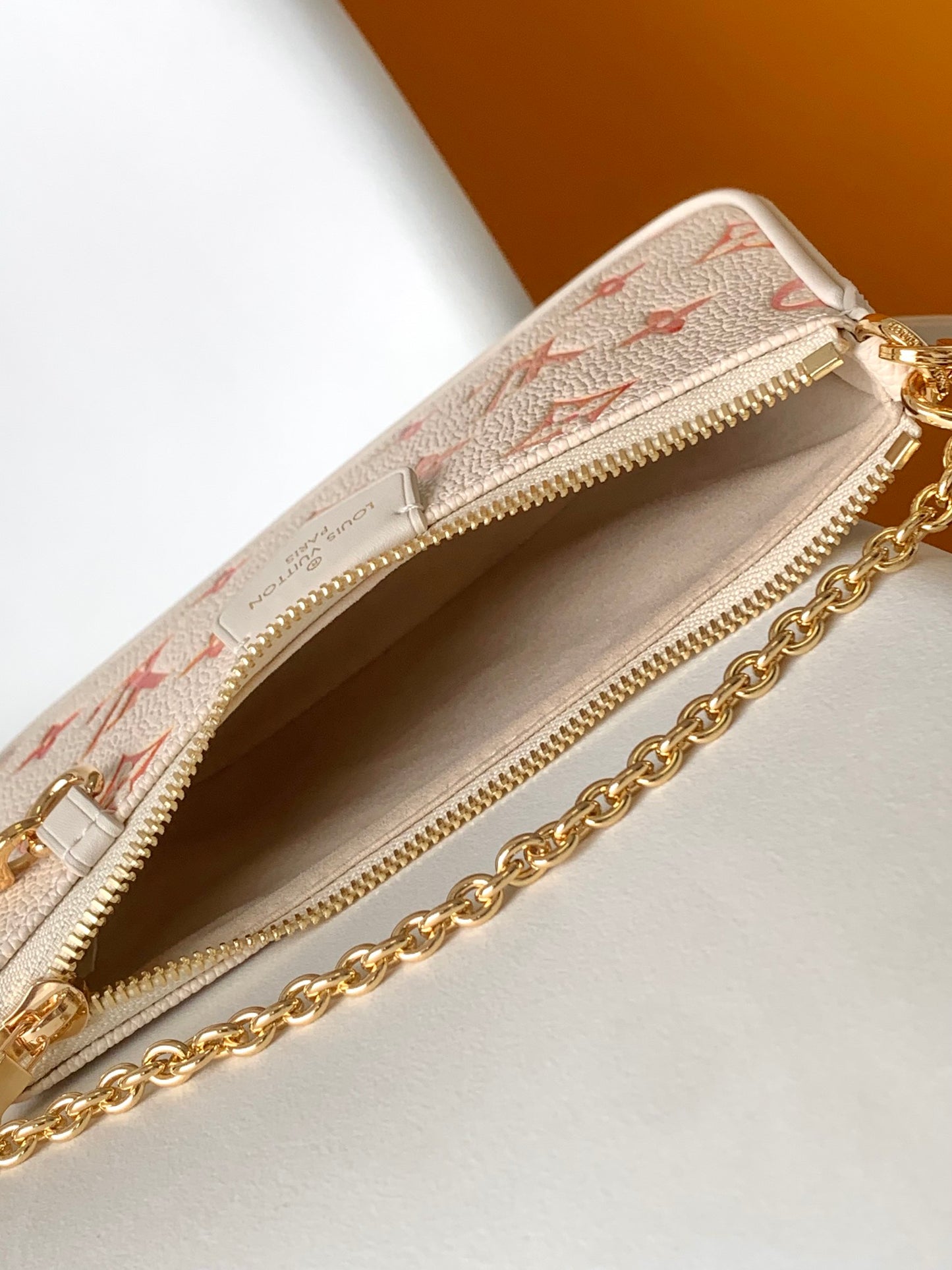 BAG-LV-W-NEW-704