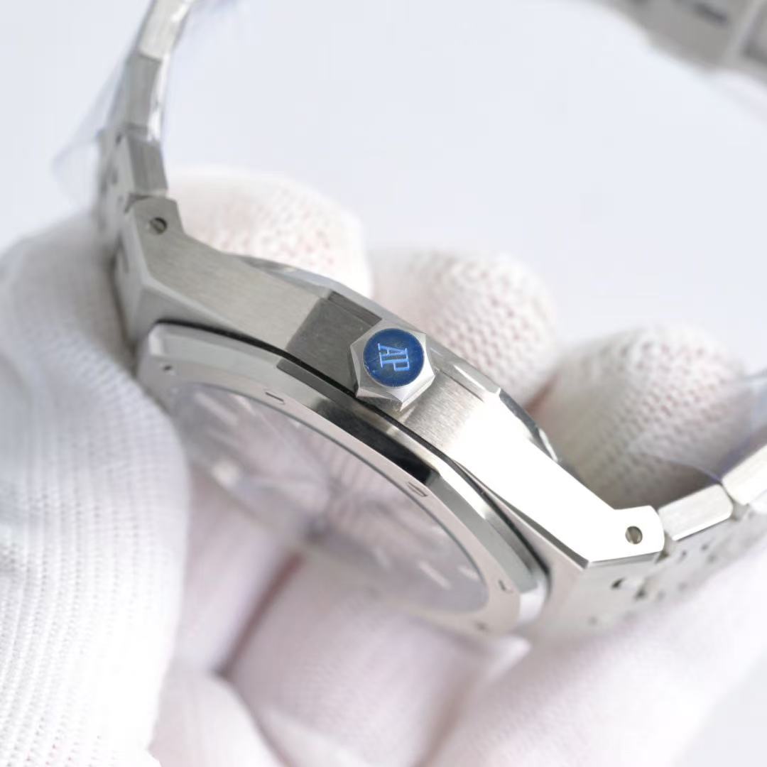 WATCH-AP-W-015