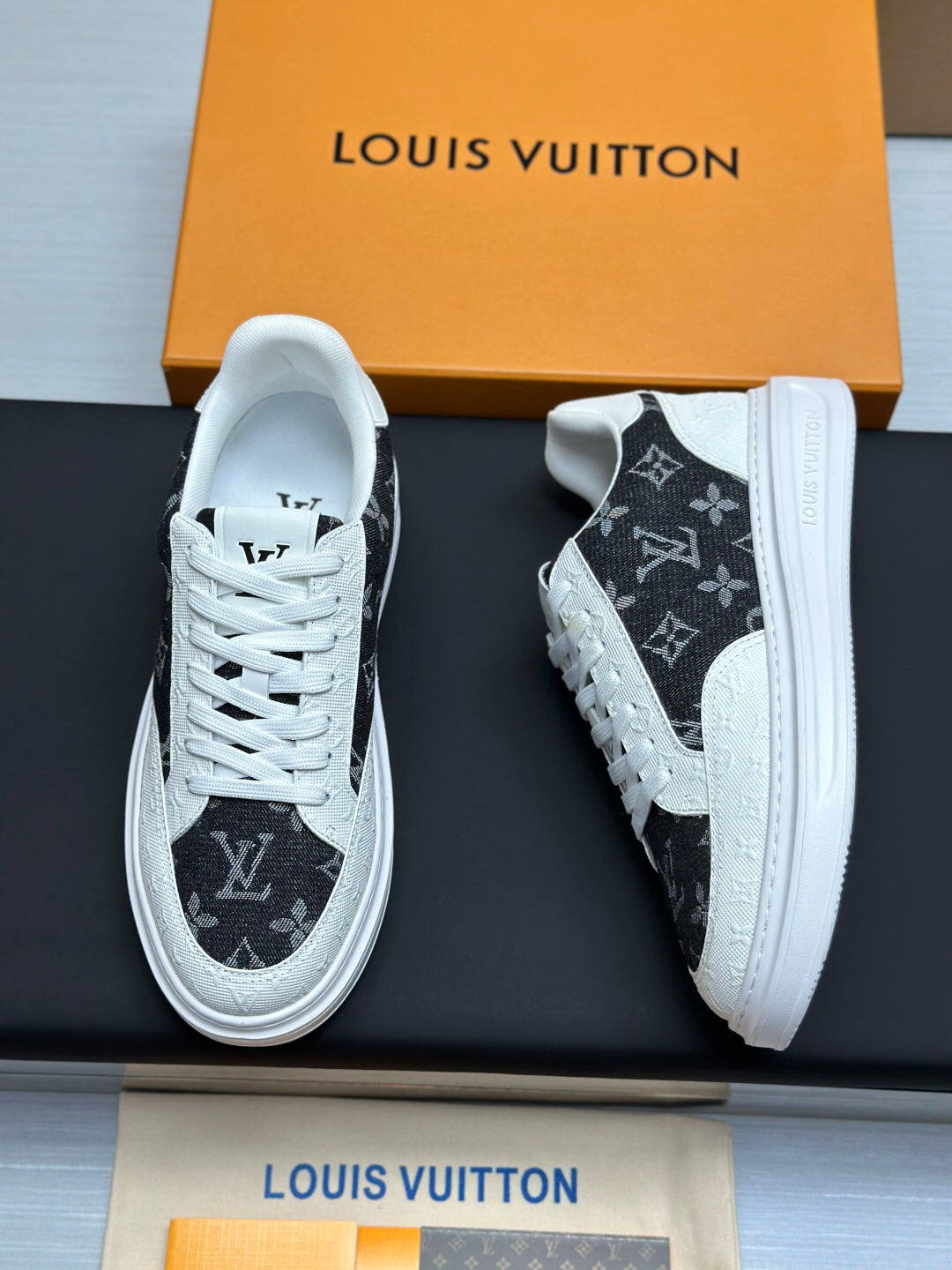 SHOES-LV-LY-379