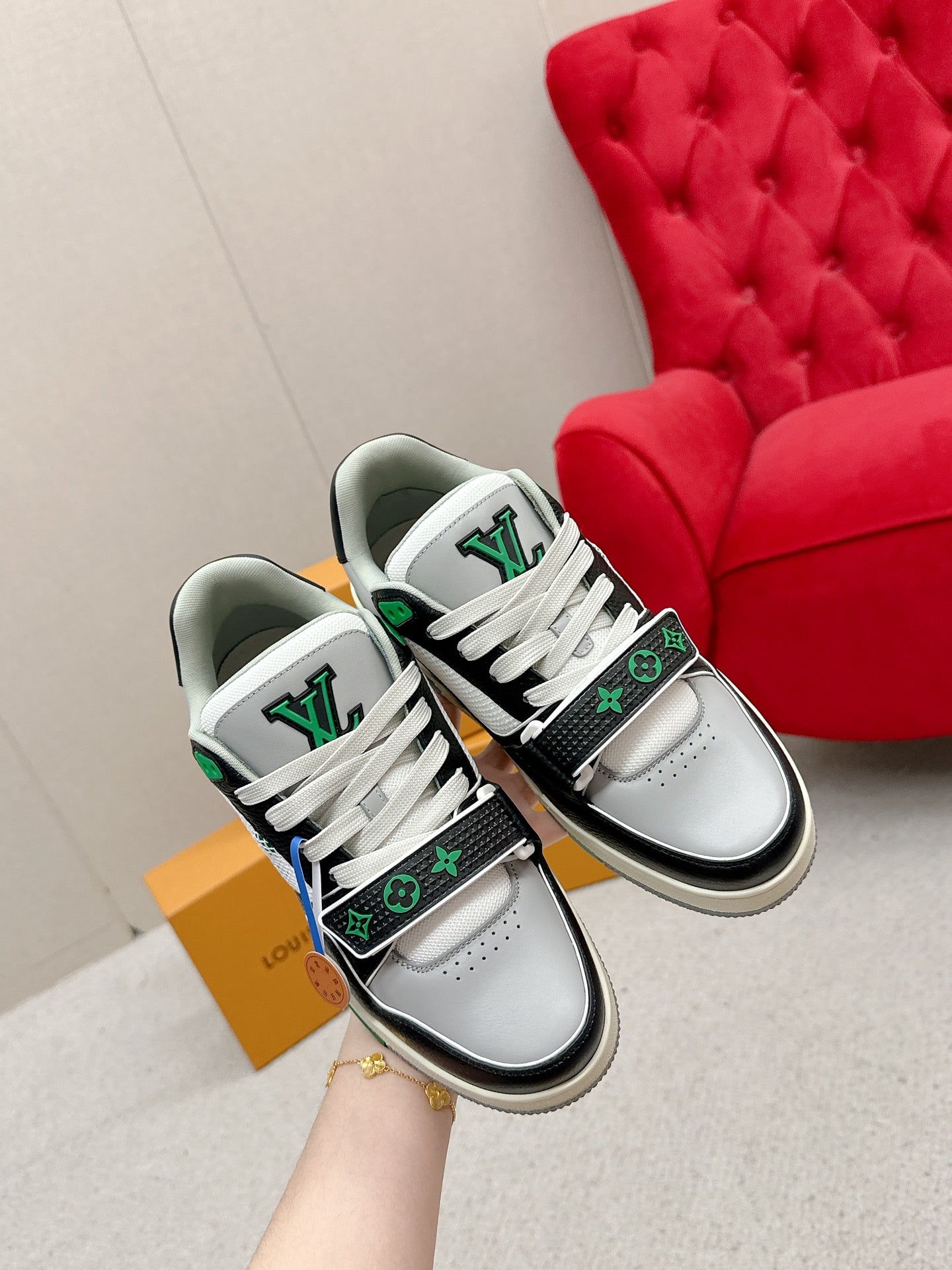SHOES-LV-LY-445