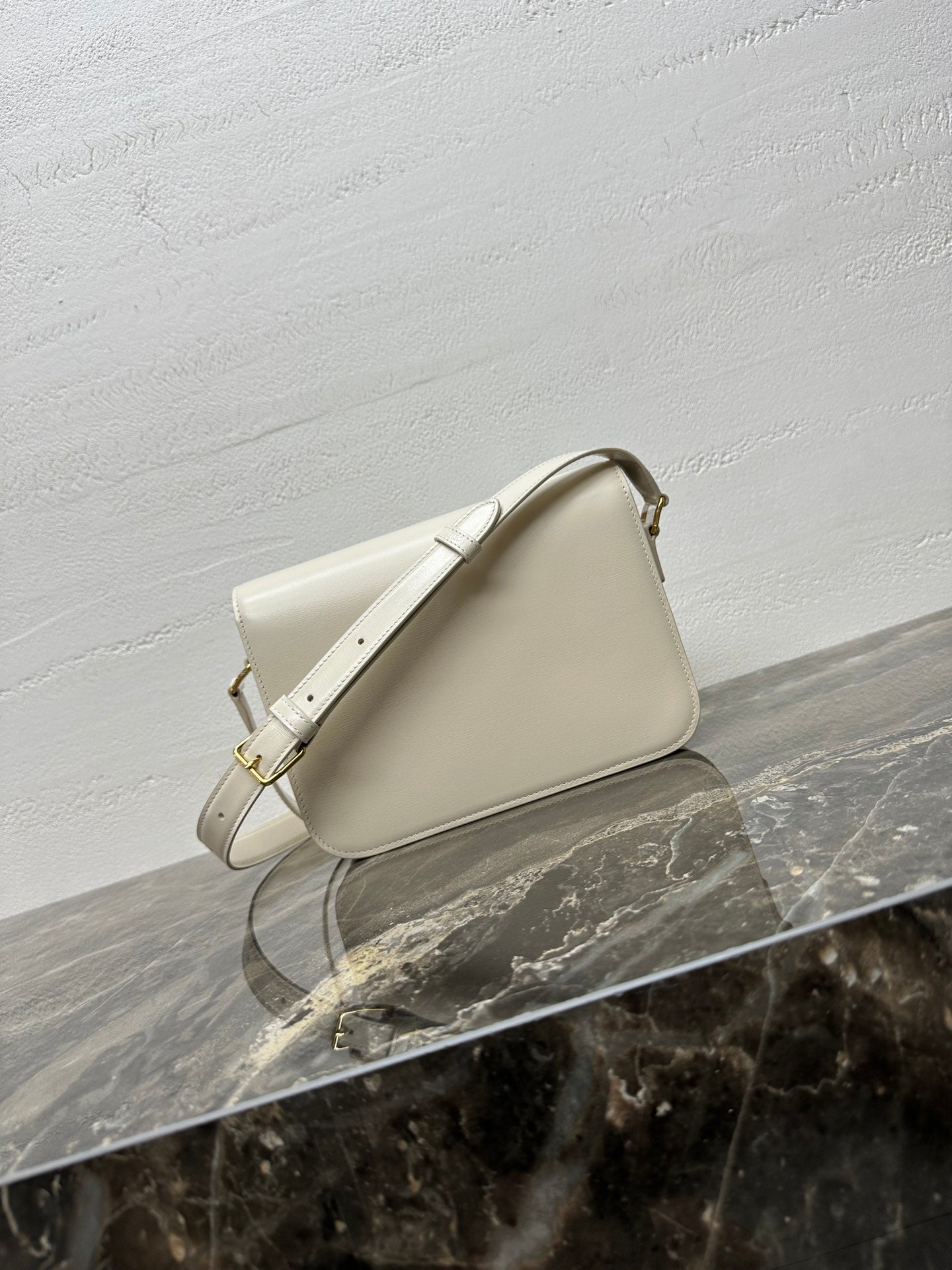 BAG-CELINE-W-NEW-1976