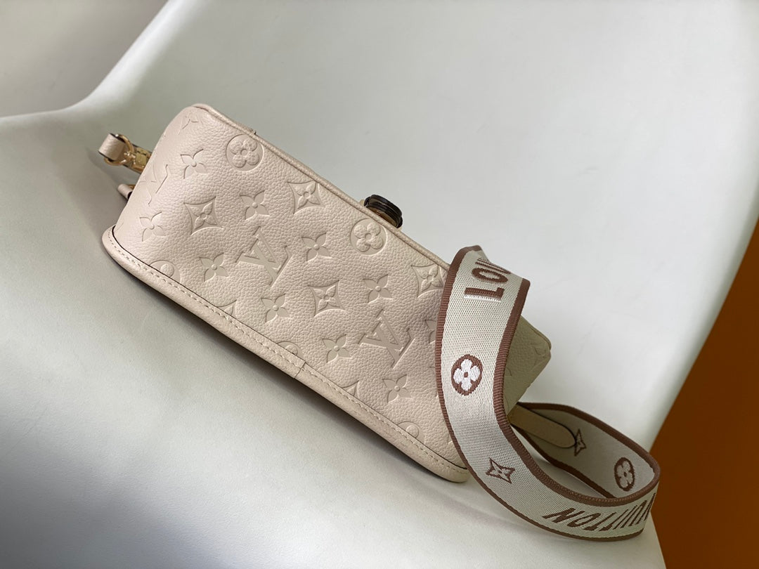 BAG-LV-W-NEW-1352