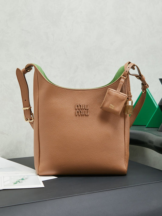 BAG-MIUMIU-LY-058