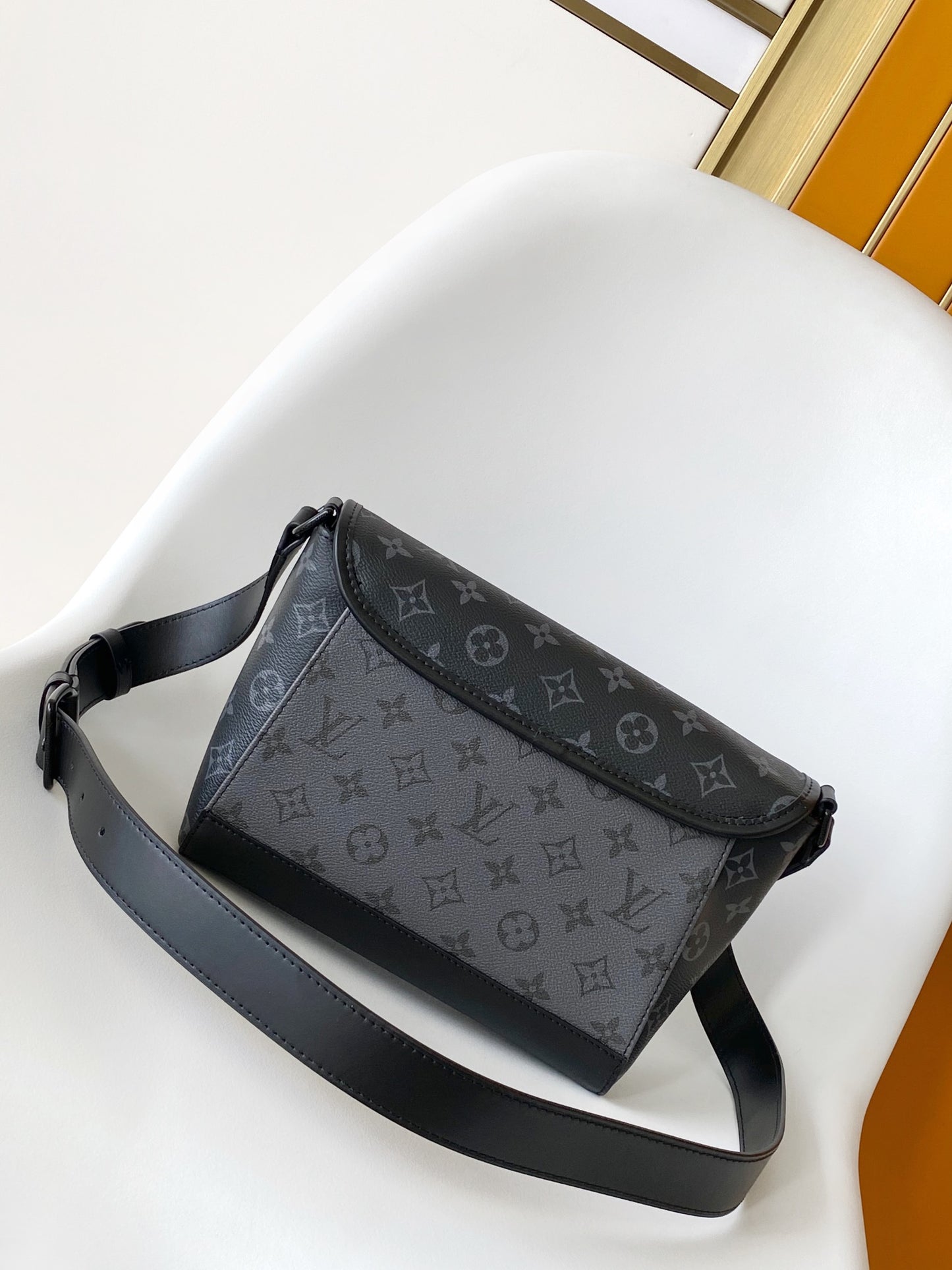 BAG-LV-W-NEW-810