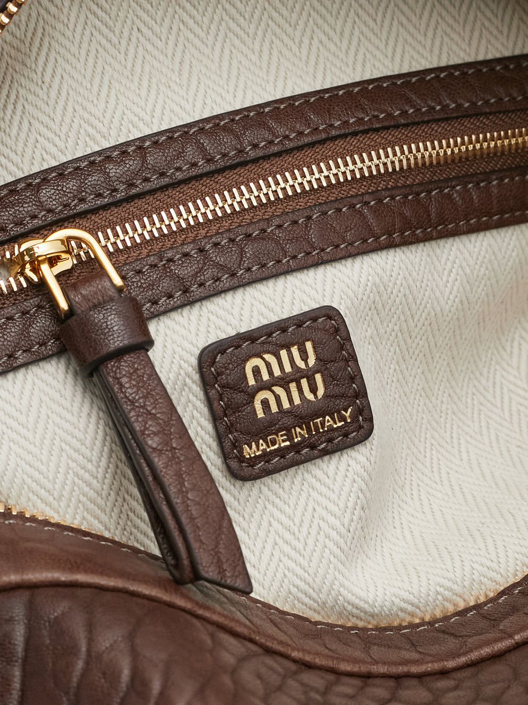 BAG-MIUMIU-LY-121