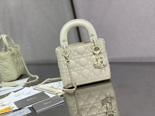 BAG-DIOR-W-LY-590