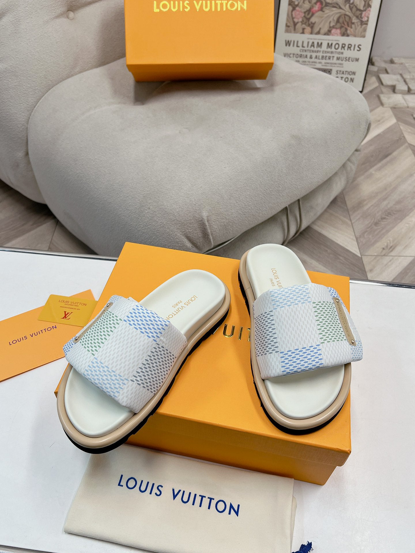 SHOES-LV-LY-608