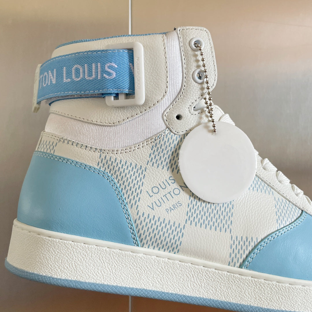SHOES-LV-LY-456