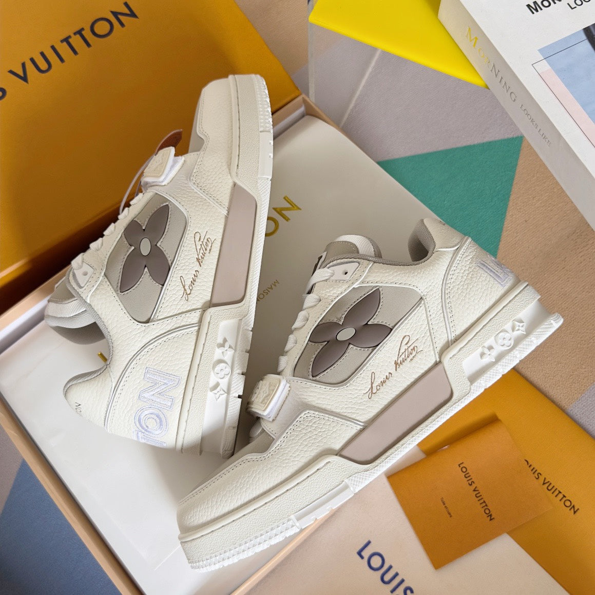 SHOES-LV-LY-392