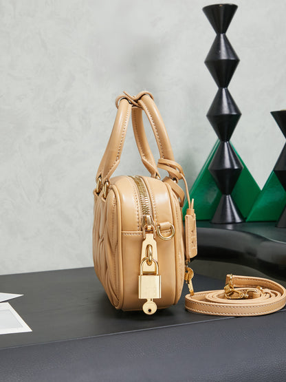 BAG-MIUMIU-LY-004