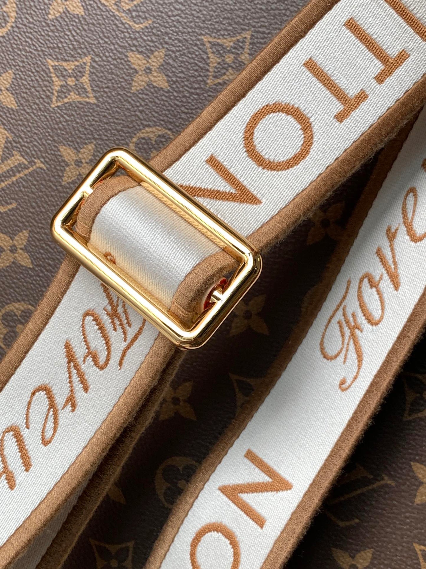 BAG-LV-W-NEW-213