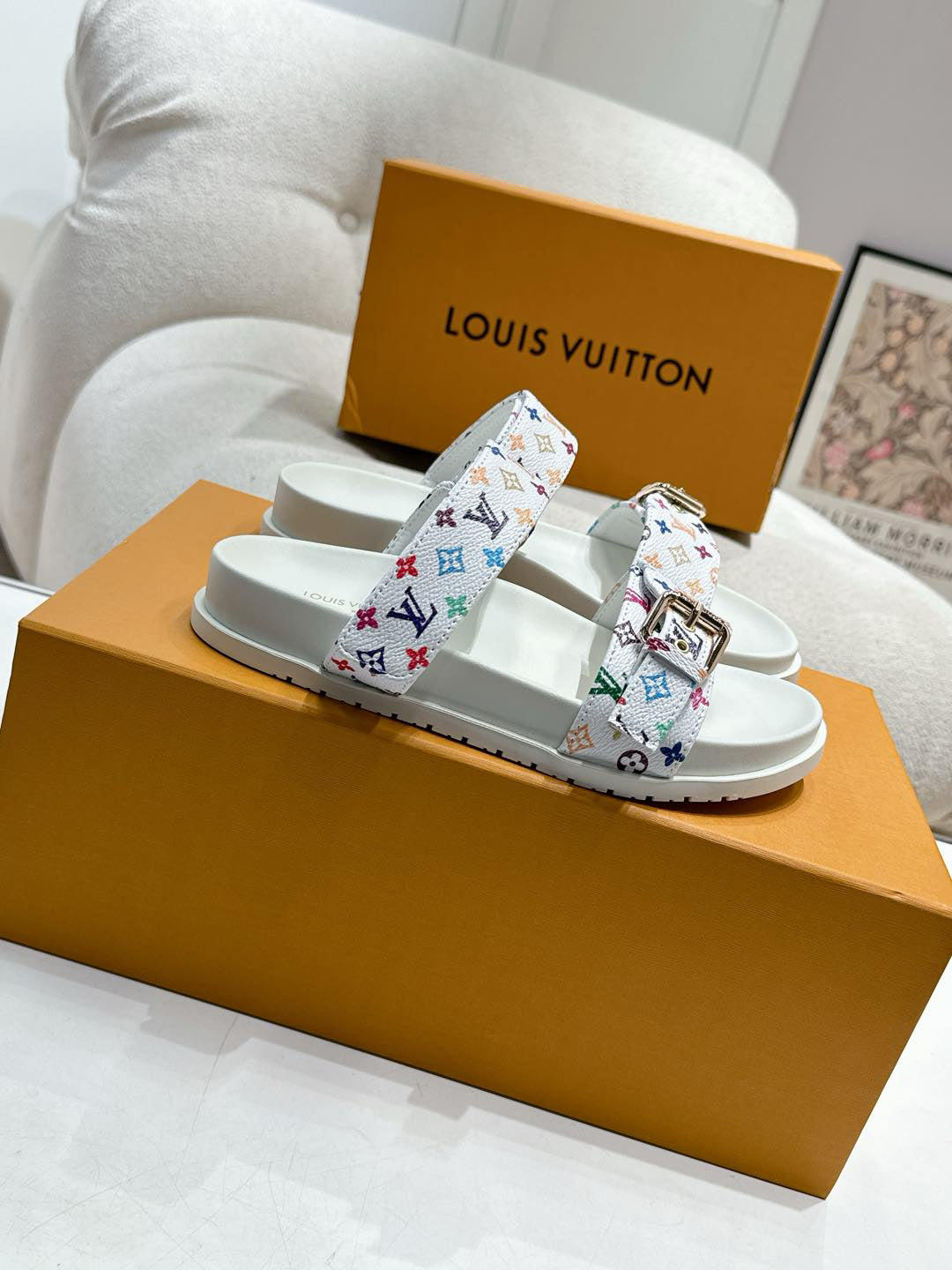 SHOES-LV-LY-115