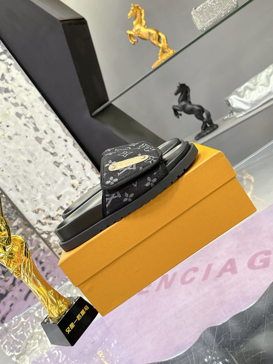 SHOES-LV-LY-020