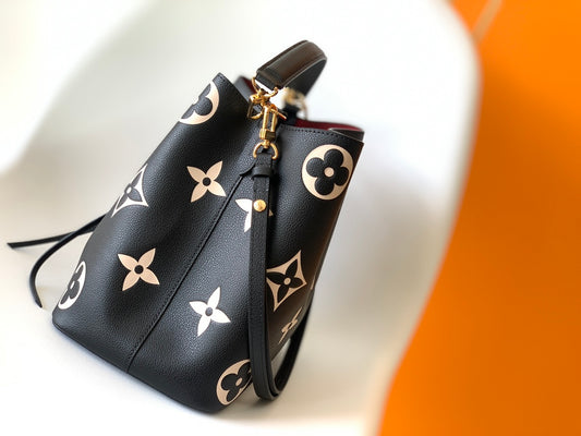 BAG-LV-W-NEW-930