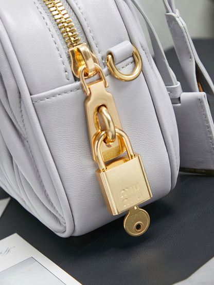 BAG-MIUMIU-LY-006