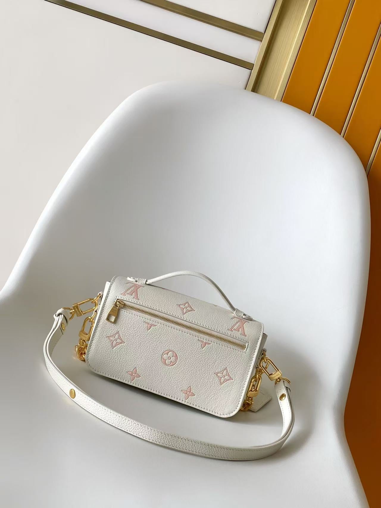 BAG-LV-W-NEW-147