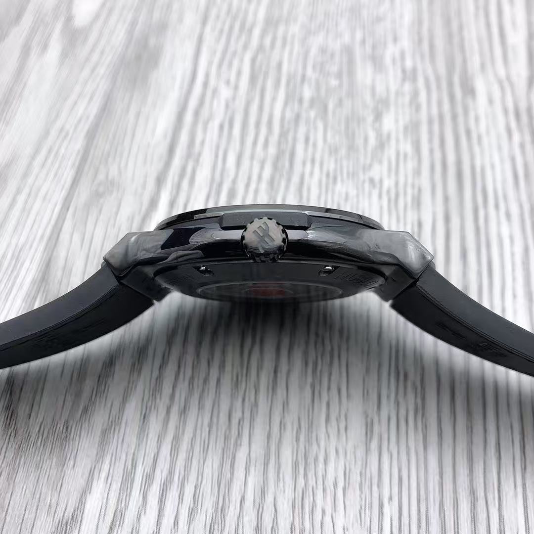 WATCH-HB-W-006